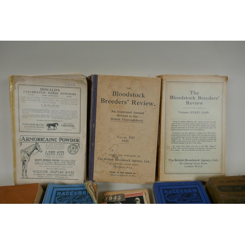 145 - A quantity of early to mid C20th horse racing form books