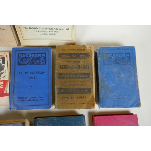 145 - A quantity of early to mid C20th horse racing form books