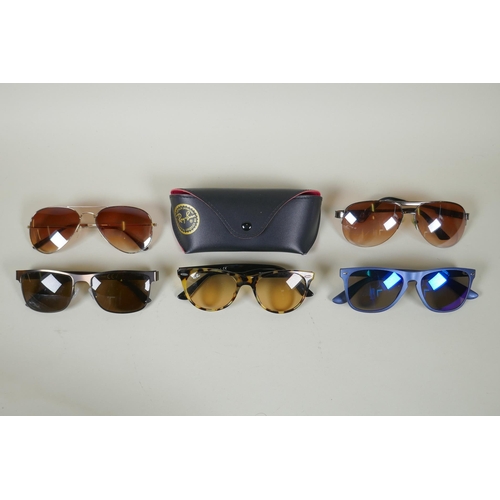 214 - A pair of Ray Ban Wayfarer II sunglasses, RB2185 1248/AC tortoiseshell, and four other pairs of vint... 