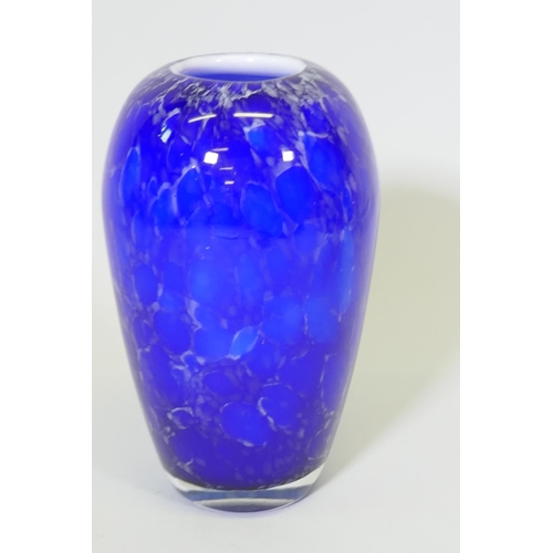 39 - A vintage overlaid blue glass vase, probably Murano, 26cm high