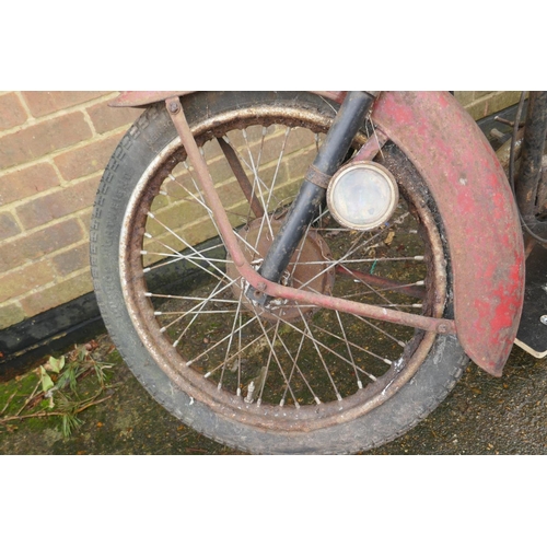 1021 - An early 60s BSA Bantam D7 175cc motorbike, frame no. 41172, non runner