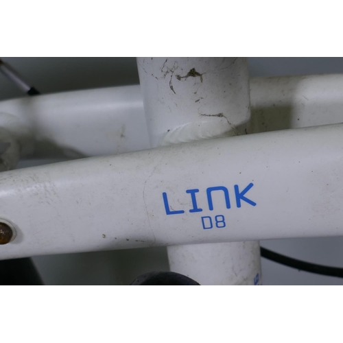 1026 - A Tern Link D8 folding bike