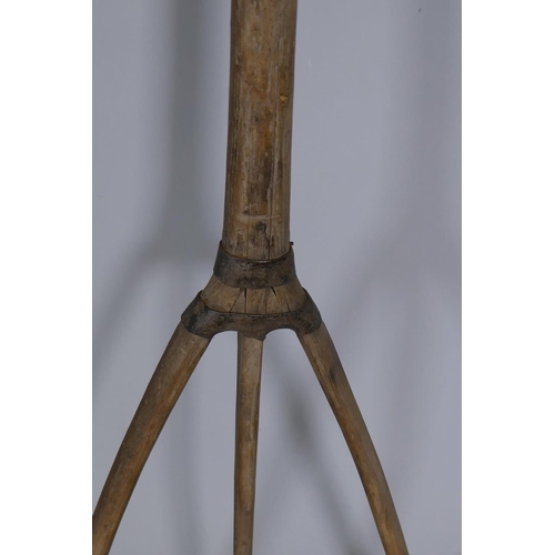 1142 - An antique pitchfork, 163cm long