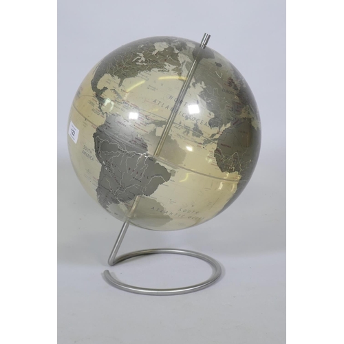 122 - A Danish scanglobe terrestrial globe, 40c high