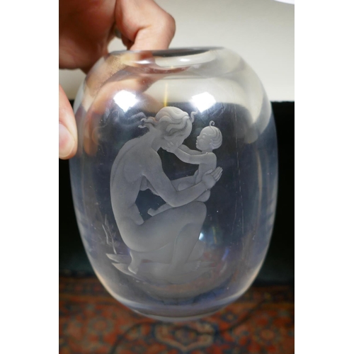 16 - An Art Deco glass vase with etched intaglio mother and child, possibly Vicke Lindstrand for Orrefors... 