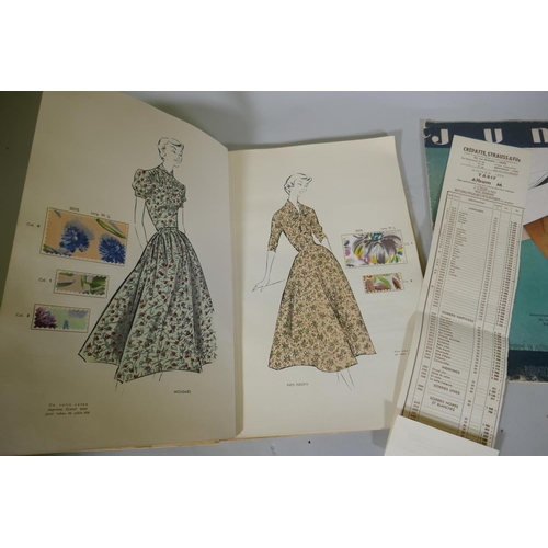 21 - Crepatte Strauss et Fils, Paris, 1956, a textile sample book, 21 pages with illustrations and swatch... 