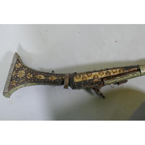 213 - A C19th North African Moukhala flintlock musket, 160cm long, AF