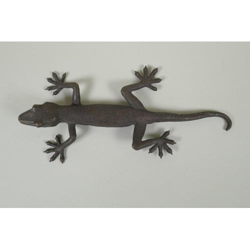 277 - A bronze figure of a gekko, 28cm ong