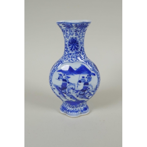 68 - An early C20th Chinese blue and white porcelain vase decorated with warriors on horseback, 18cm high