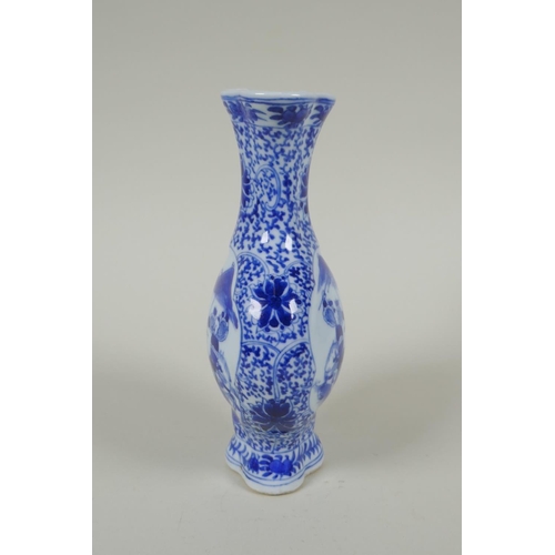 68 - An early C20th Chinese blue and white porcelain vase decorated with warriors on horseback, 18cm high