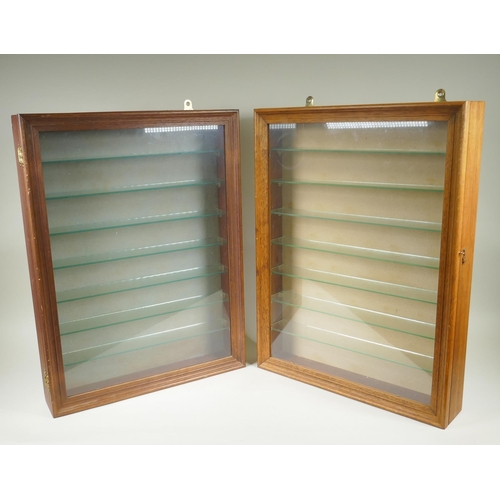 189 - A pair of bespoke hanging display cabinets with baize back, 46 x 61cm