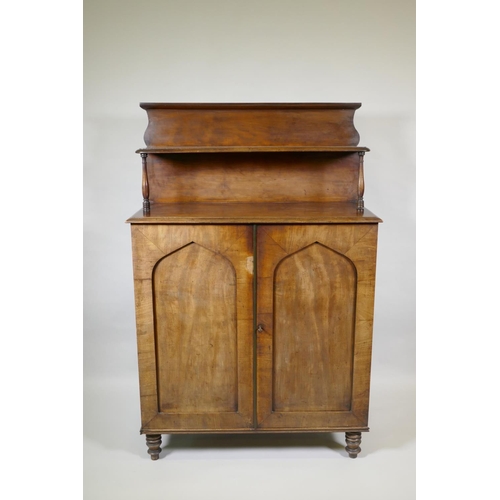 1015 - A C19th Regency country house mahogany chiffonier with arch panel doors and turned feet, 90 x 42cm, ... 