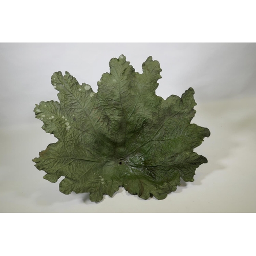 1020 - A large composition/fibreglass Gunnera Manicata leaf garden fountain feature, 110 x 90cm 