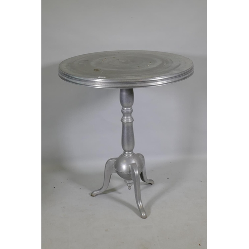 1118 - An aluminium pub table on tripod supports, 80cm diameter x 93cm high