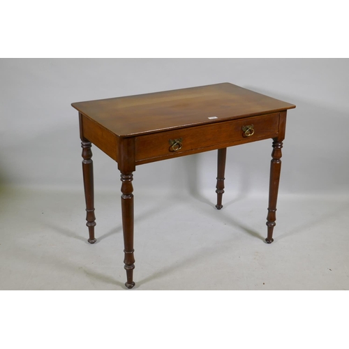 1140 - A Victorian mahogany single drawer side/writing table, raised on turned supports, 91 x 56 x 75cm