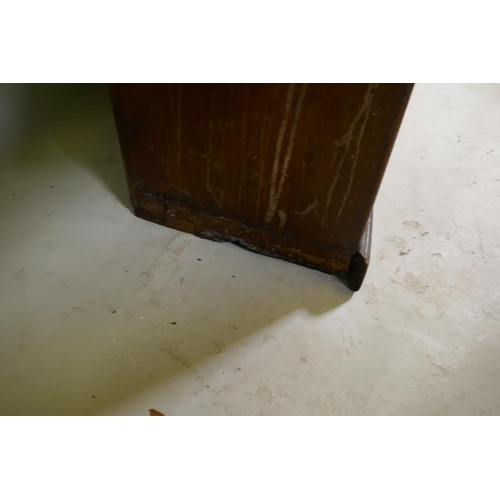 1147 - A C19th mahogany chiffonier, with two cupboards flanking a pen shelf, and a single drawer over two c... 