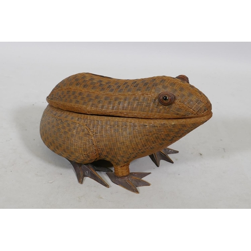 12 - Japanese takeami woven bamboo beaker in the form of a toad, with glass eyes, 27cm long