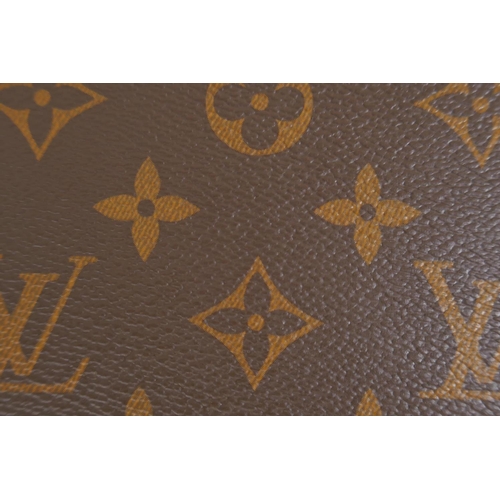 638 - Louis Vuitton jewellery box (coffret Joaillerie) with monogram design, brass mounts and branded carr... 