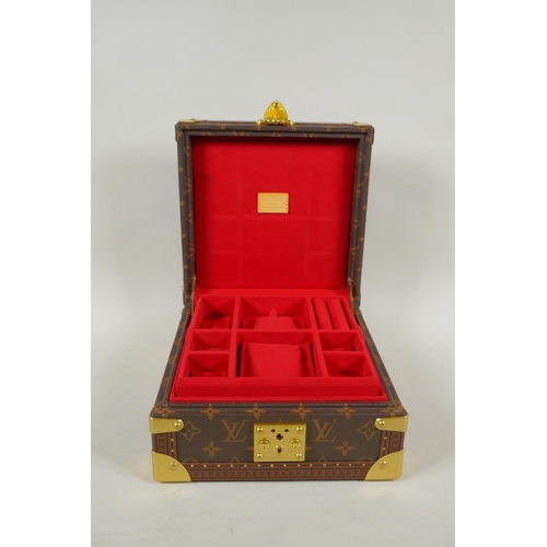 638 - Louis Vuitton jewellery box (coffret Joaillerie) with monogram design, brass mounts and branded carr... 