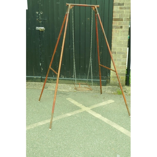 1091 - A child's vintage collapsible garden swing, 177cm high