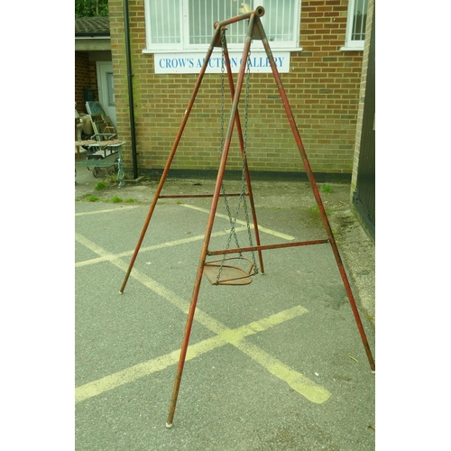 1091 - A child's vintage collapsible garden swing, 177cm high