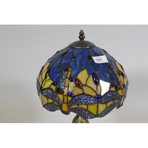 121 - A Tiffany style table lamp, 40cm high