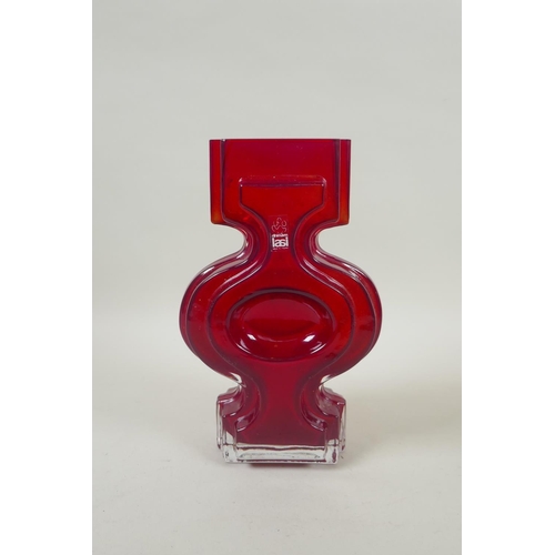 131 - Four pieces of mid C20th Finnish Riihimaen Lasi glassware, to include a Helena Tynell red glass 'Emm... 