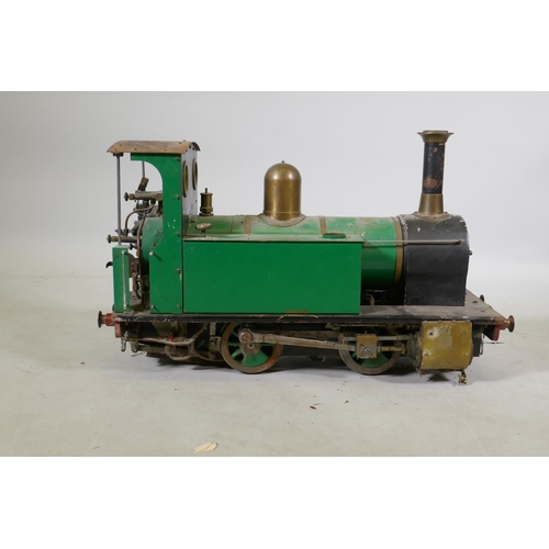 77 - A 5 inch gauge 0-4-0 live steam locomotive, no certificate, 70cm long, 28cm wide, 38cm high