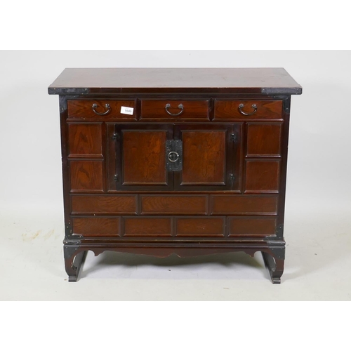 1040 - A vintage Korean elm Jang chest with metal mounts, 80 x 38cm, 68cm high