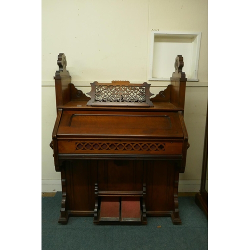 1056 - An Alphonse Cary of Newbury walnut cased organ, with carved and pierced fret decoration, 133 x 62 x ... 