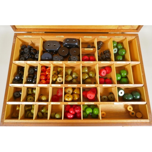 16 - A vintage bakelite molecular modelling kit in a fitted box, 50 x 35cm