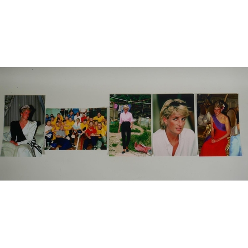 171 - A set of ten photographic slides depicting Princess Diana, and a set of accompanying photographs, 10... 