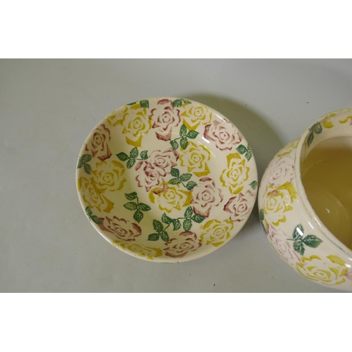 190 - A Brixton pottery spongeware planter and dish, 28cm diameter