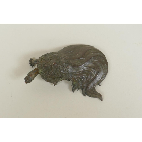 232 - A Japanese style bronze okimono turtle with articulated neck, 7cm