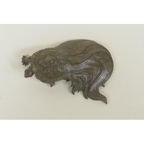 232 - A Japanese style bronze okimono turtle with articulated neck, 7cm