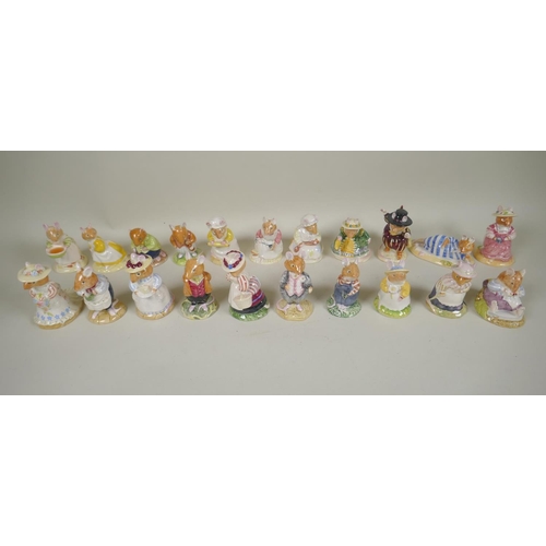 57 - Twenty one Royal Doulton Brambly Hedge porcelain figurines, to include Poppy Eyebright, Catkin, Lily... 