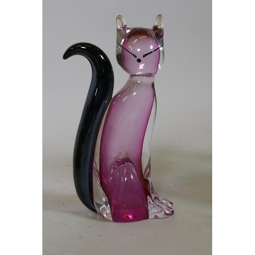 80 - A Murano Sommerso glass cat, signed to base, 18cm high