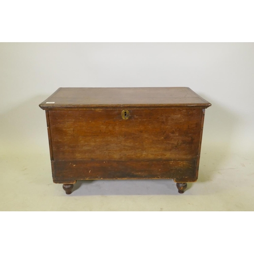 1117 - A C19th oak blanket box, with historic adaptions, 81 x 43cm, 54cm high