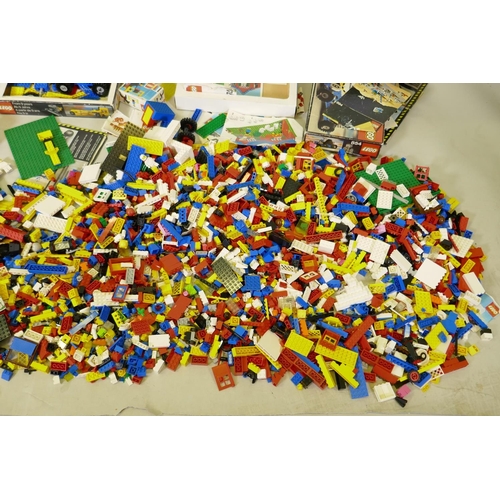 54 - A large quantity of Lego and Star Wars figures and machines