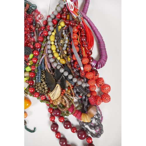 659 - A large quantity of good quality costume jewellery to include necklaces, pendants, bangles etc, 10kg