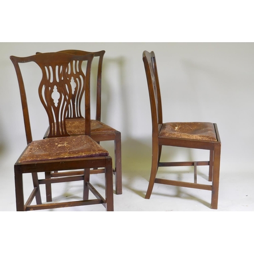 1067 - A set of six antique mahogany Chippendale style dining chairs with pierced splats and drop in leathe... 