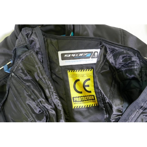 40 - Motorcycle gear: Spada compass armoured textile motorcycle jacket with liner, XXL, overtrousers, XXL... 