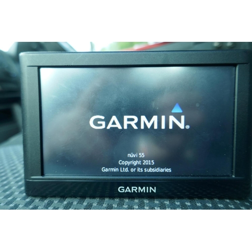 42 - TomTom 4GCol Sat Nav; TomTom 4EV52 Sat Nav; TomTom 4EN42 Sat Nav; Garmin Sat Nav XGODY Sat Nav/table... 