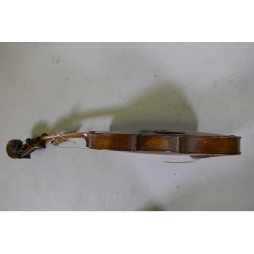 6 - Antique violin, bears label inside, Michel Deconet, fecite in Cremona, signa dell anno 1720, AF, bac... 