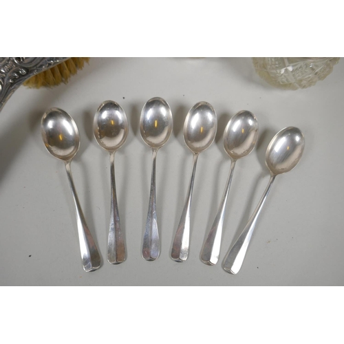 630 - A set of six hallmarked silver tea spoons by Nat Leslie Ltd, Sheffield, 1979, 85.5g, a C19th dressin... 