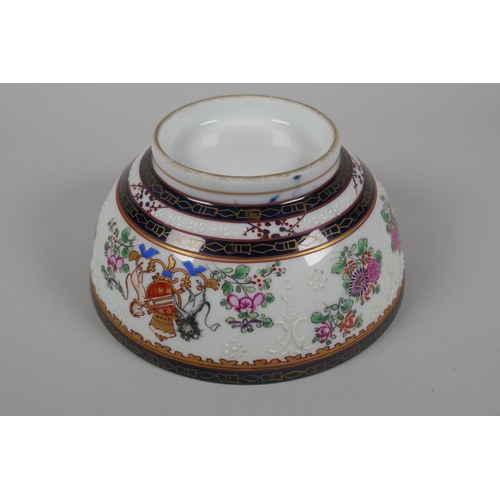 86 - A Samson porcelain footed bowl, decorated with a hand painted enamel armorial crest and flowers, 20c... 