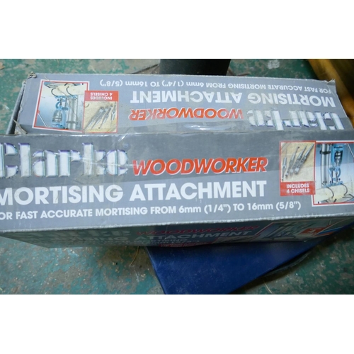 1032 - Clarke metalworker pillar drill, No. CDP351F, 510W, 230V, and boxed set (incomplete) of Titan steel ... 