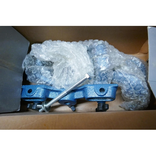 1032 - Clarke metalworker pillar drill, No. CDP351F, 510W, 230V, and boxed set (incomplete) of Titan steel ... 