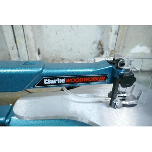 1036 - Clarke woodworker band/fret saw, No.CSS400C, 90W, 230V, 63cm long