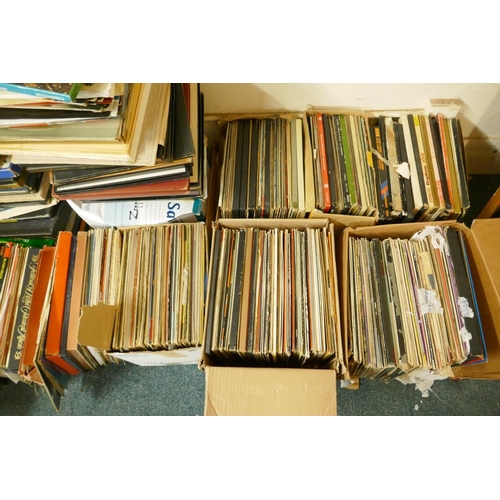 229 - An extensive collection of classical vinyl LPs, approx 5500